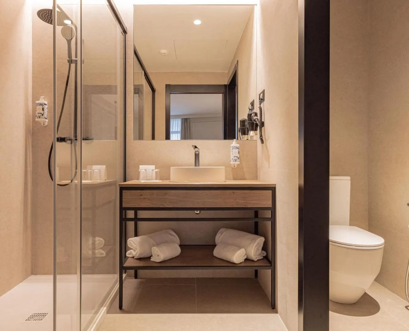 Bilder Boutique Hotel Bilbao 2*,