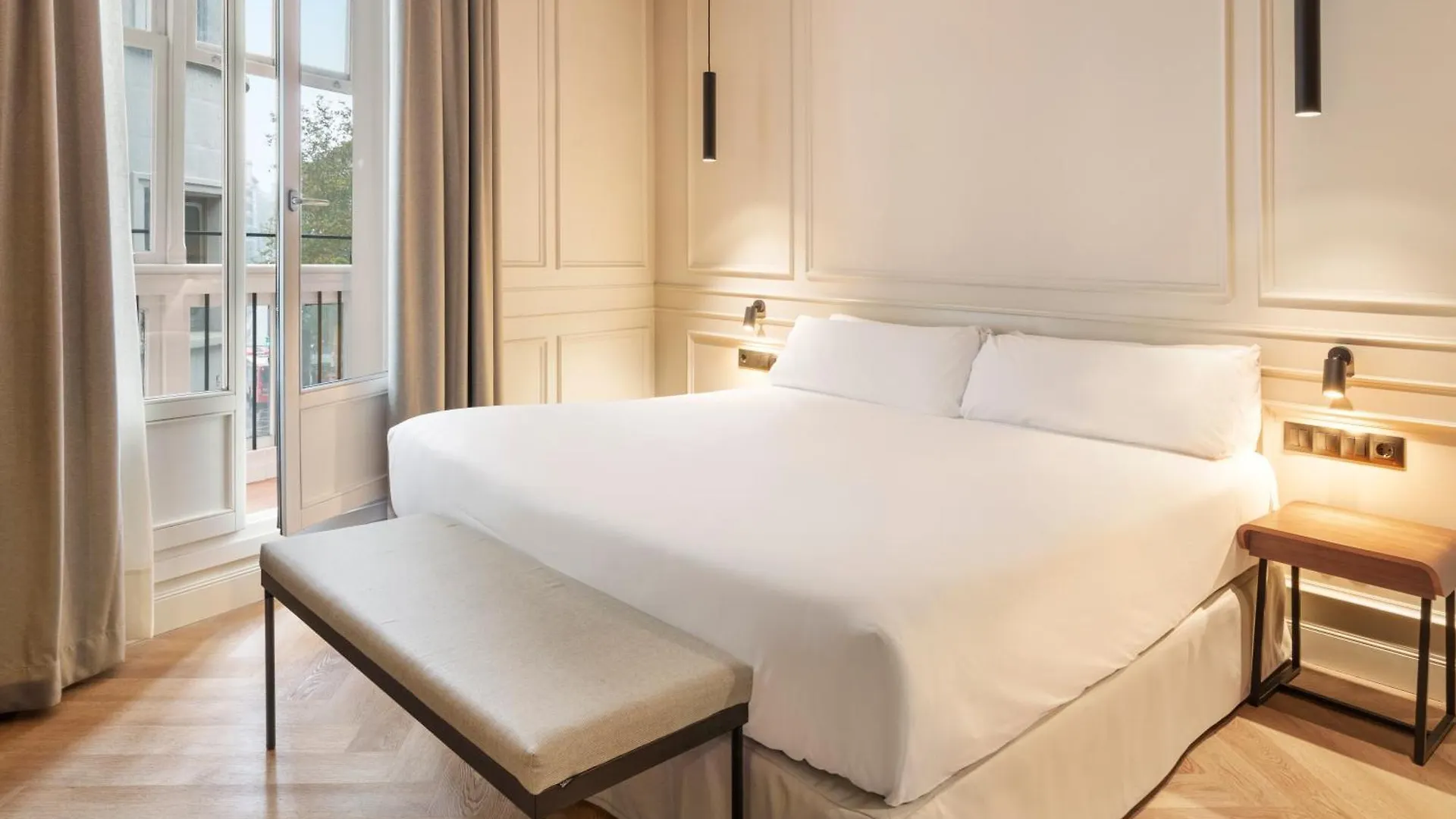 Bilder Boutique Hotel Bilbao 2*,